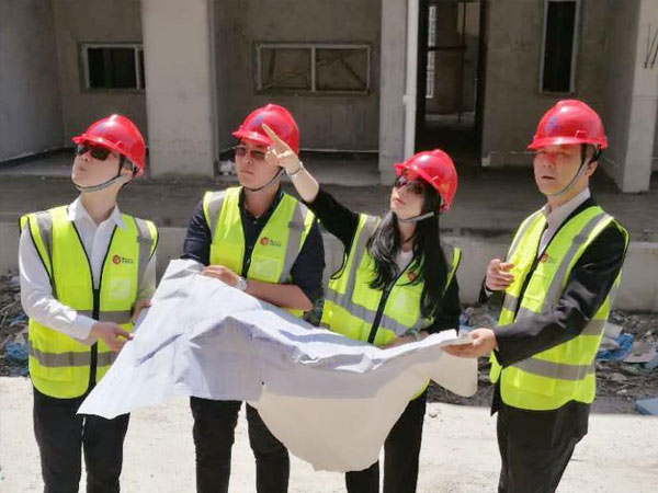 非典逃生”的她从鞋厂女工到建立“918博天堂建材帝国”-5