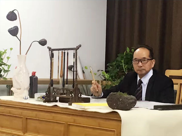 非典逃生”的她从鞋厂女工到建立“918博天堂建材帝国”-8